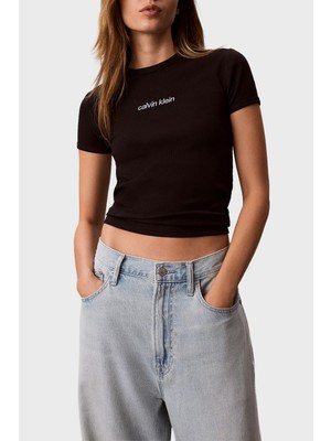 Calvin Klein Pamuklu Logolu Slim Fit Bisiklet Yaka T Shirt LV047G816GUB1 Bayan T Shirt LV047G816G Ub1