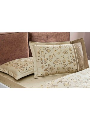 Taç Out Fleur Model Volanlı % 100 Pamuk Saten 2'li Yastık Kılıfı 50X70 cm