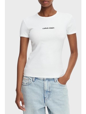 Calvin Klein Pamuklu Logolu Slim Fit Bisiklet Yaka T Shirt LV047G816GYAF Bayan T Shirt LV047G816G Yaf