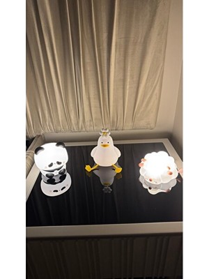 Vaelmont Sevimli Kuzu Şarjlı Gece Lambası, 3 Kademeli Işık Seçeneği ile Rahatlatıcı