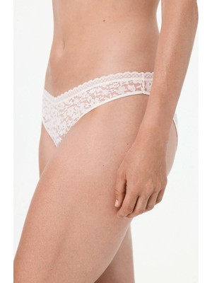 Penti Ekru Easy Dantel V Kesim Çiçekli Slip Külot