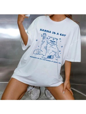 Touz Karma Is A Cat Baskılı Beyaz Unisex Oversize T-Shirt