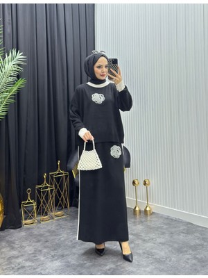 Moda Yağmur Gül Detay Takım Siyah
