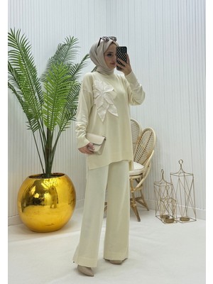 Moda Yağmur Gül Detay Tesettür Takım Taş
