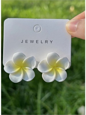 C&On Design Zarif Sarı Lotus Çiçeği Küpe - Minimal Gold Kadın Aksesuarı