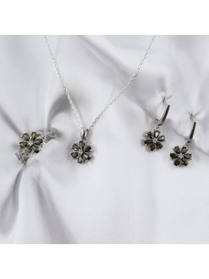 Gezer Kuyumculuk Lotus Çiçeği Gümüş Takı Seti, Peridot Takı Seti, Peridot Yüzük - Küpe - Kolye Set