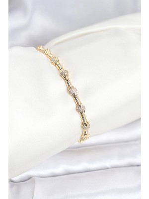 Nacario Mey Ithalat® Pirinç Gold Renk Vıp Seri Punta Model Zirkon Taşlı Kadın Bileklik