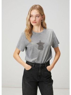  club gri taş ışlemeli t-shirt
