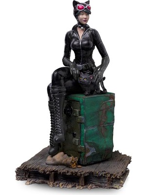 DC Comics Gotham City Sirens Limited Edition Catwoman Heykel Figür