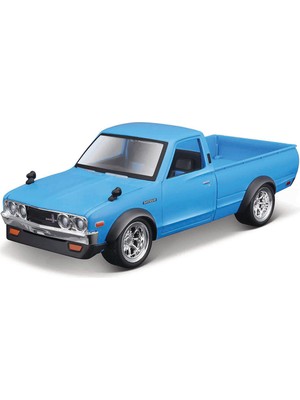 Maisto Design 1973 Datsun 620 Pickup 1/24 Model Araba