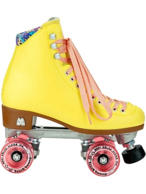 Moxi Beach Bunny Strawberry Lemonade Quad Paten