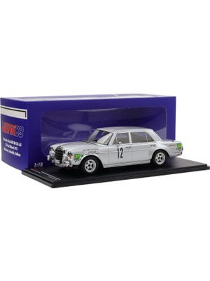 Werk83 1971 Mercedes Benz Amg 300 Sel 6.8 #12 1:18 Model Araba