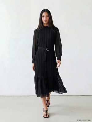 Lc Waikiki Yeni Sezon Hakim Yaka Beli Kemerli Pileli Elbise