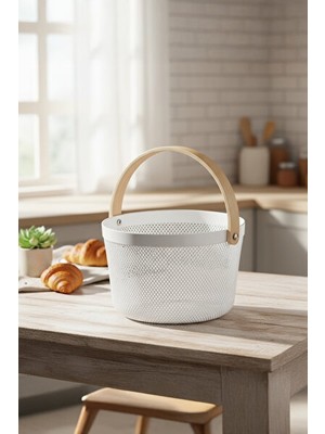 Maison Luré Modern Beyaz Ahşap Saplı Metal Tel Sepet ile Sunum ve Dekor