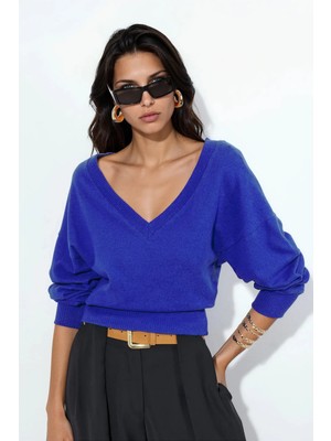 Hiccup Kadınlar Busem Kadın Kısa V Yaka Sweatshirt Kobalt Mavisi