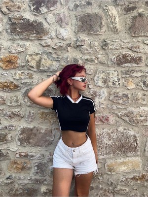 Touz Küt Küt Y2K V Yaka Şeritli Siyah Crop