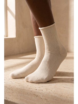 Bony Socks Kadın Ekru Renkli Lastiksiz Modal Kumaş Ince Soket Çorap