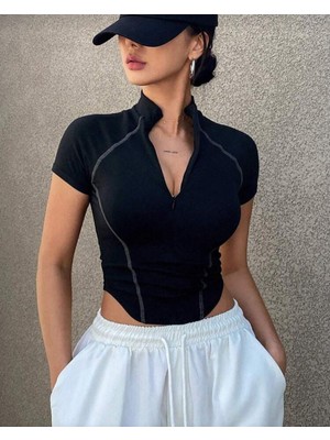 Touz Urban Snapfit Yarım Fermuarlı Kısa Kollu Body