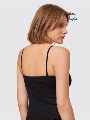 Intive Lingerie Berrak Desenli Ince Askılı %100 Pamuklu Dantel Detaylı Feminen Vintage Kısa Atlet