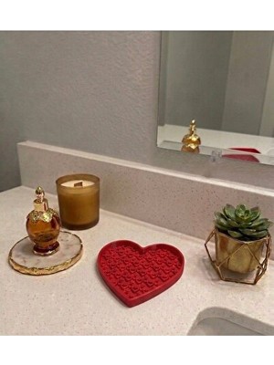 Lusenne Makyaj & Takı Organizeri: Makyaj Fırçası Temizleme Aparatı ile Fırçalarınız Her Zaman Temiz