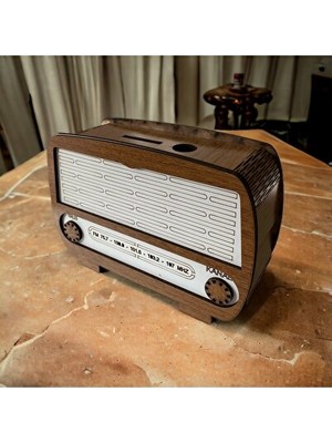 Lusenne Kumbara: Retro Tarz Radyo , Nostaljik ve Kullanışlı Tasarım