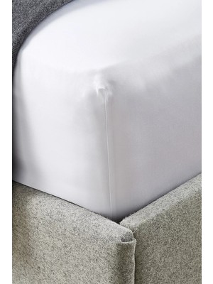 The White Company Cranleigh 1000 Tel Mısır Pamuklu Lastikli Çarşaf