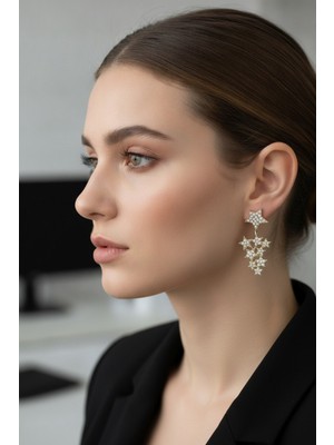 Shekka Yıldız Model Gold Renk Zirkon Taşlı Küpe