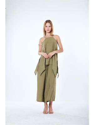 Neşeli Butik Kadın Yeşil Ince Askılı Asimetrik Kesim Bluz Pantolon Ikili Takım NBMY4070