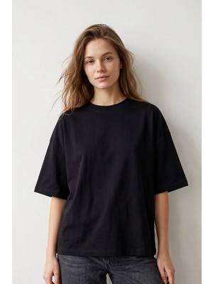 elemge %100 Pamuk Süprem Bol Kesim Boxy Fit Kadın T-Shirt Oversize Siyah Düşük Omuz Bisiklet Yaka Tişört
