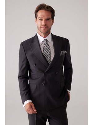 Ysf Erkek Koyu Gri Çizgili Slim Fit Wool Kruvaze Takım Elbise