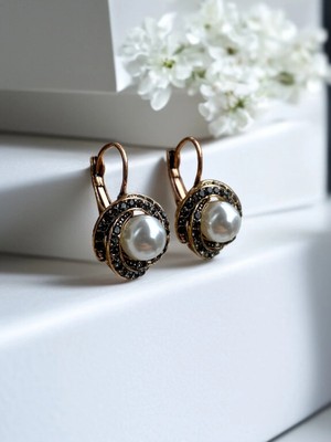 Fayra Accessories Zirkon Taşlı Sarmal Inci Sallantılı Küpe