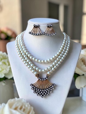 Fayra Accessories Zirkon Taşlı Kaburga 3 Sıra Inci Kolye ve Küpe Seti
