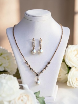 Fayra Accessories Zirkon Taşlı Su Yolu Zincirli Yuvarlak Inci Kolye ve Küpe Seti Düğün Nikah Kına