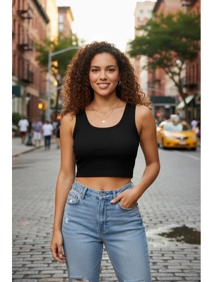 Ava Style Kadın Siyah Modern Fit Kare Yaka Crop Top Bluz Ava