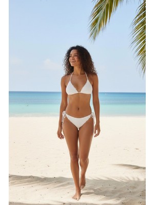 Ava Style Kadın Beyaz Pedli Bel ve Boyundan Bağlamalı Dantelli Şık Bikini Takımı Ava