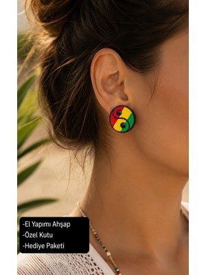 Herşey Nota El Yapımı Ahşap Yin Yang Desenli Renkli Tasarım Yuvarlak Kadın Küpe