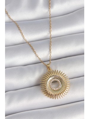 Aesco 316L Çelik Gold Renk Zincir Zirkon Taşlı Nova Yıldız Model Kadın Kolye 5886