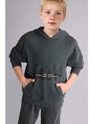 DeFacto Oversize Kapüşonlu Kanguru Cepli Gri Sweatshirt Erkek Çocuk I0679A826AU