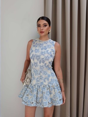 Esra Helvacı Sırt Dekolteli Dantelli Mini Elbise