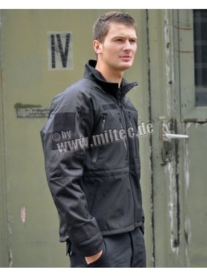 Sturm Softshell Sıyah Mont