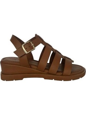 Kemal Tanca 862 M-562 Kadın Hakiki Deri Dolgu Topuklu Sandalet