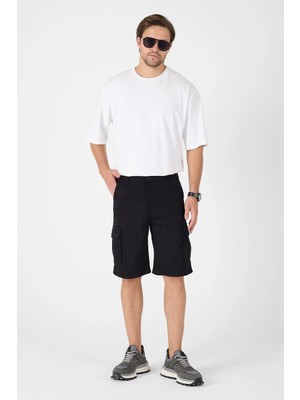 Erkek Regular Fit Kargo Cepli Şort Kapri