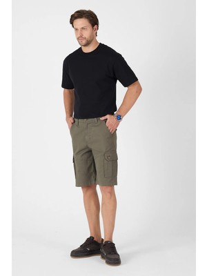 Erkek Regular Fit Kargo Cepli Şort Kapri