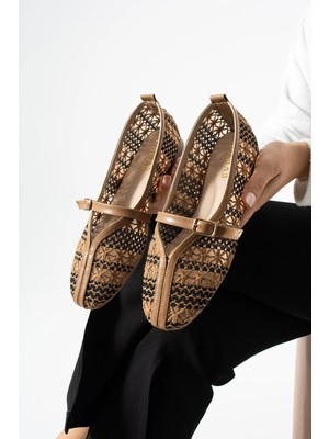 Dabab Shoes Marvena Kadın Kahve Çapraz Bantlı Dantel Detaylı Şeffaf Dokulu Babet