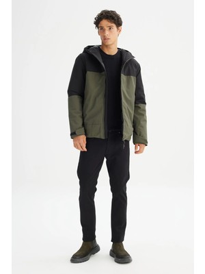 Lee Erkek Kapüşonlu Mont Khaki