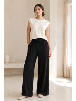 Ivoire Wear Siyah Modal Karışımlı Bağcıklı Geniş Paça Kadın Eşofman Altı