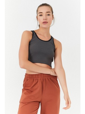 Tommy Life Antrasit Basic Sıfır Kol Dar Kalıp U Yaka Kadın Crop Top Atlet - 97160