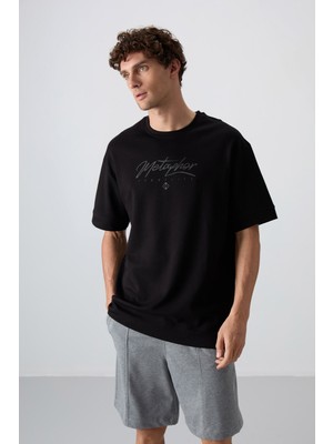 Tommy Life Siyah Pamuklu Kalın Yumuşak Dokulu Oversize Fit Baskılı Erkek T-Shirt - 88320
