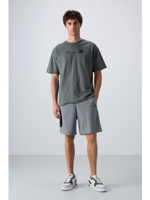 Tommy Life Gri Melanj Pamuklu Kalın Yumuşak Dokulu Comfort Fit Baskılı Erkek Şort - 81266