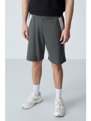 Air Jones Haki Pamuklu Kalın Yumuşak Dokulu Standart Fit Basic Erkek Şort  - 81280